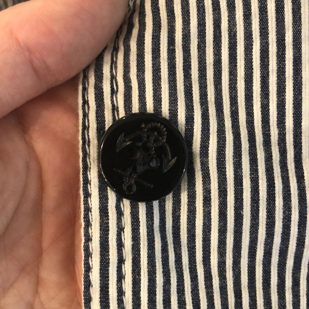 Blazer - Picture 4 of 4